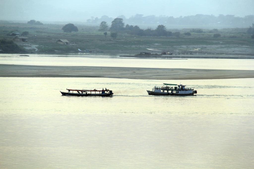 Ayarwaddy River View Hotel Mandalay Dış mekan fotoğraf