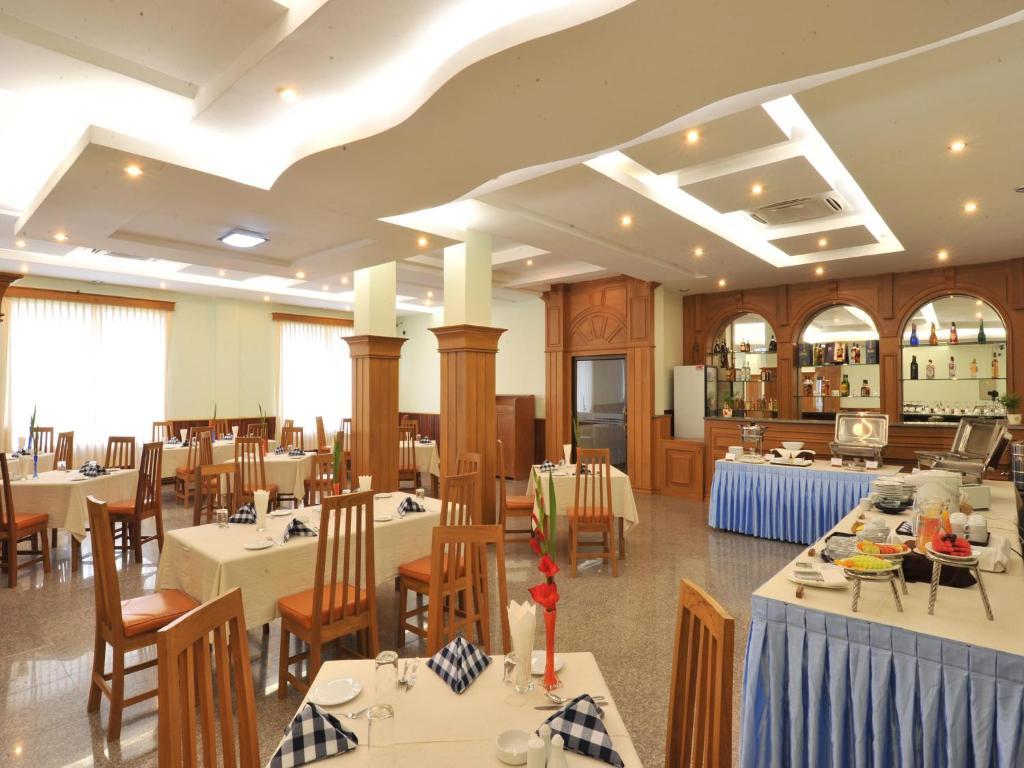 Ayarwaddy River View Hotel Mandalay Dış mekan fotoğraf
