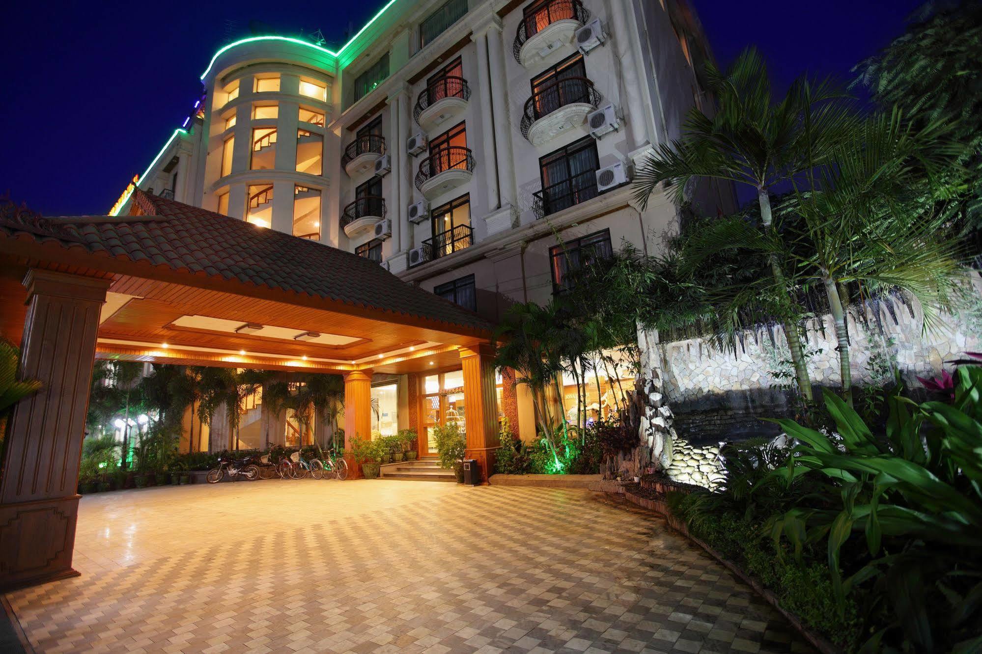Ayarwaddy River View Hotel Mandalay Dış mekan fotoğraf