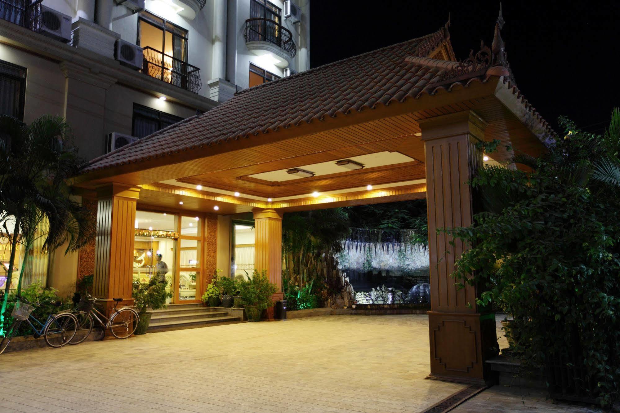 Ayarwaddy River View Hotel Mandalay Dış mekan fotoğraf
